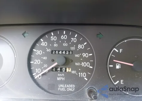 1996 Toyota Corolla Dx z USA, uszkodzony, nr VIN 2T1BB02E6TC159935